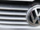 VW Bora 1J Grill Kühlergrill Frontgrill mit Logo und Chromleiste Highline VW Bora 1J Grill Kühlergrill Frontgrill mit Logo und Chromleiste Highline