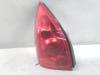 Nissan Primera P12 Hatchback Rückleuchte Heckleuchte links mit Mängeln Bj.2003